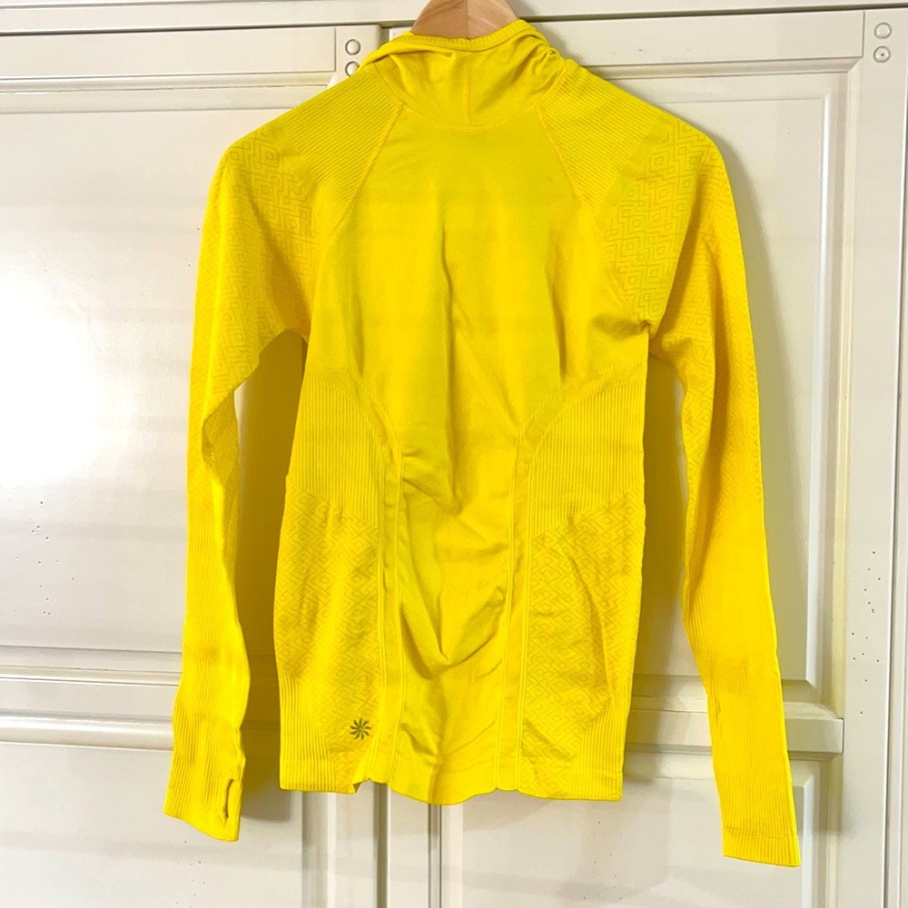 NWT Athleta long sleeve quick dry workout stretch top
